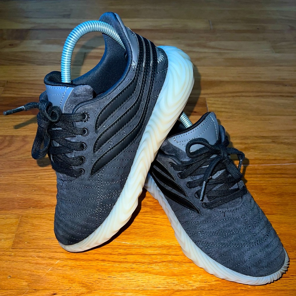 Adidas Sobakov Carbon Grey CG6770 Sneakers Mens Sz 5 Wmns Sz 6 EUC